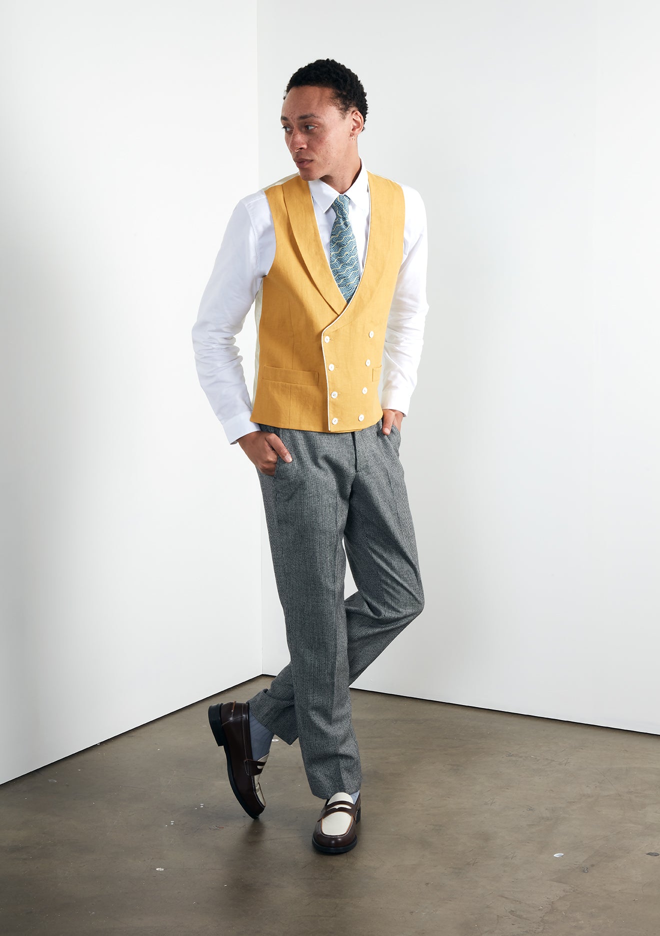 Charcoal Houndstooth Formal Trousers, Formal Trousers - SIRPLUS